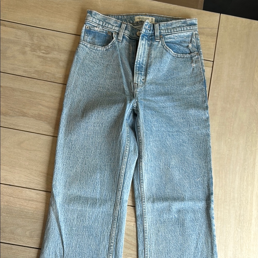 Abercrombie & Fitch High Rise Light Blue Jeans